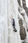 ice-climbing-in-kamenec-podilsky-07.jpg